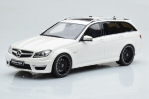 Mercedes C63 AMG S204 T-Model Bílý GT Spirit 1:18