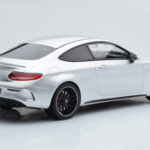 Mercedes C63S AMG C205 Coupe Stříbrný GT Spirit 1:18 - image 2 of 6
