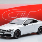 Mercedes C63S AMG C205 Coupe Stříbrný GT Spirit 1:18 - image 6 of 6