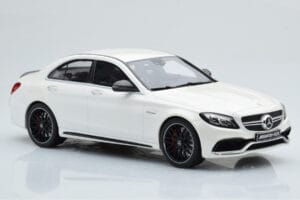 Mercedes C63S AMG W205 Bílý GT Spirit 1:18 B66960370 Pryskyřice – obrázek 4 z 6