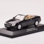 Mercedes CLK A209 Kabriolet Obsidian Černý Metalický Minichamps 1:43 - image 2 of 4