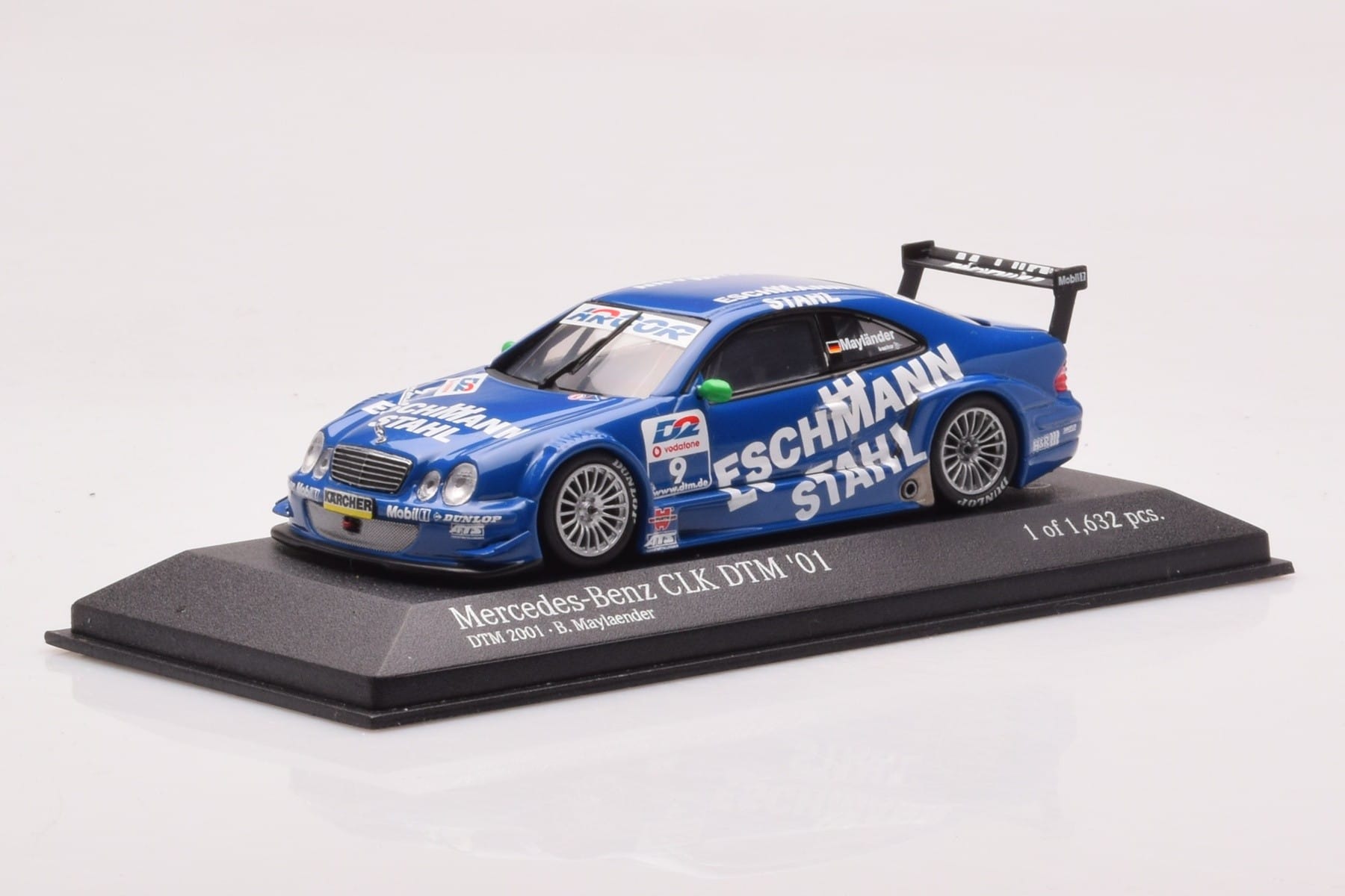 Mercedes CLK DTM Team Manthey #9 B. Maylander DTM 2001 Minichamps 1:43 400013109 Kov – obrázek 2 z 4