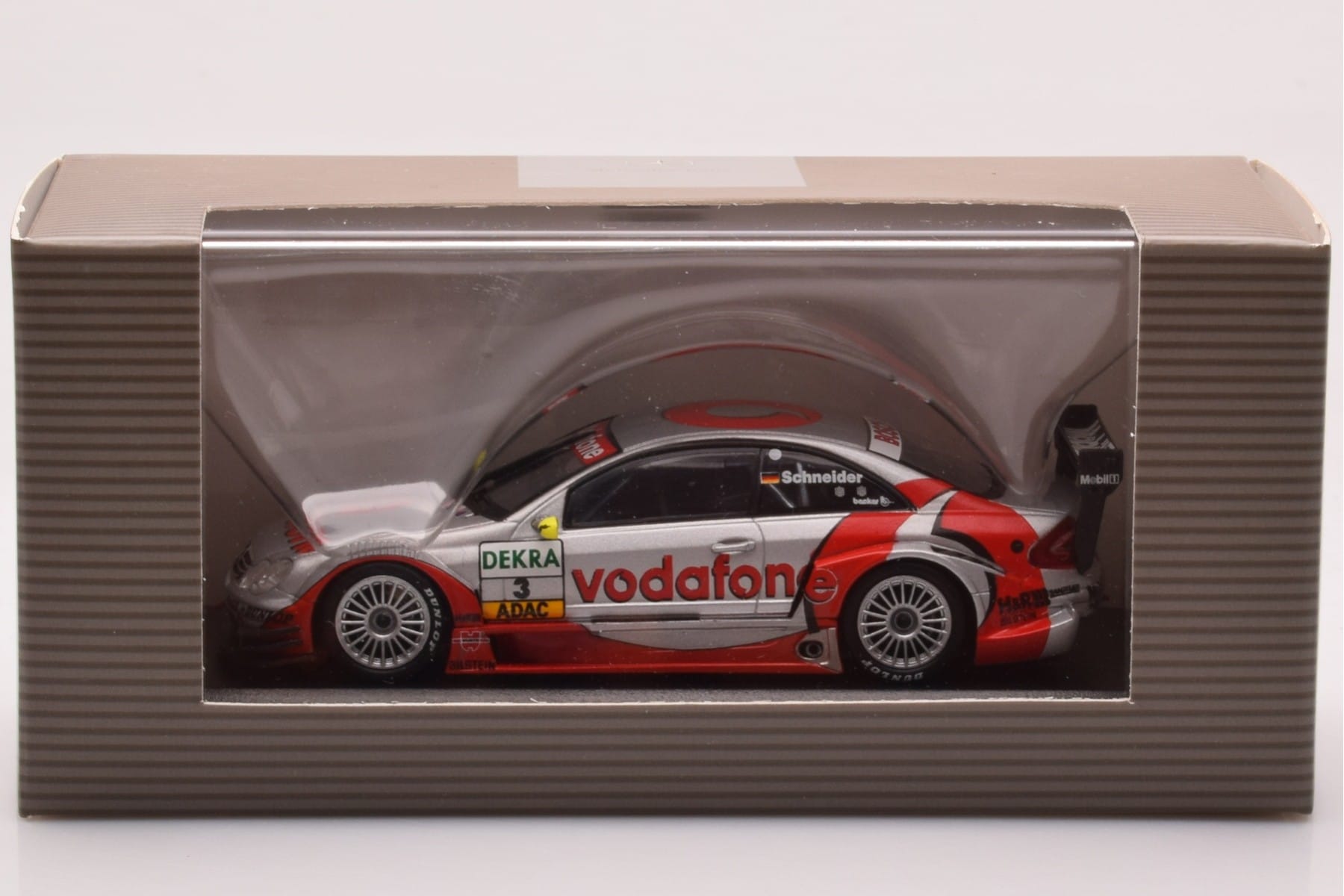 Mercedes CLK-DTM #3 B. Schneider Vodafone DTM 2003 Minichamps 1:43 B66961982 Kov – obrázek 4 z 4