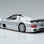 Mercedes CLK GTR Roadster Stříbrný GT Spirit 1:18 GT155 Pryskyřice - image 5 of 6