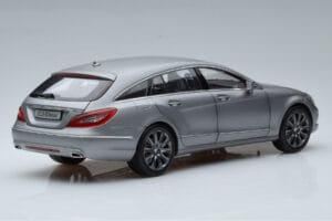Mercedes CLS Shooting Brake X218 Alanite Šedý Norev 1:18 B66960117 Kov – obrázek 3 z 7