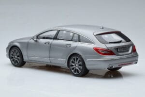 Mercedes CLS Shooting Brake X218 Alanite Šedý Norev 1:18 B66960117 Kov – obrázek 6 z 7