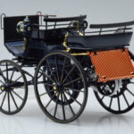 Mercedes Daimler Motorkutsche Tmavě Modrá Norev 1:18 - image 5 of 6