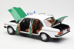 Mercedes E-Class W123 Polizei Norev 1:18 B66040676 Kov – obrázek 5 z 8
