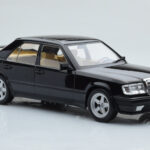 Mercedes E-Class W124 Tuning Černý MCG 1:18 - image 4 of 6