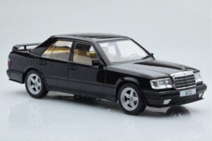 Mercedes E-Class W124 Tuning Černý MCG 1:18 MCG18341 Kov – obrázek 4 z 6