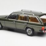 Mercedes 230T W123 T-Model Zelený Metalíza Norev 1:18 183730 - image 7 of 8