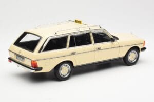Mercedes 230T W123 T-Model Taxi Norev 1:18 183731 Kov – obrázek 3 z 8