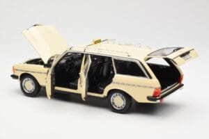 Mercedes 230T W123 T-Model Taxi Norev 1:18 183731 Kov – obrázek 5 z 8