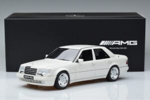 Mercedes E60 AMG W124 Bílý Otto 1:18 B66040640 Pryskyřice – obrázek 6 z 6