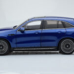 Mercedes EQC 400 Brilliant Modrý NZG 1:18 - image 4 of 8