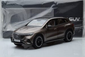 Mercedes EQE SUV X294 AMG Line Velvet Hnědý NZG 1:18 B66960836 Kov – obrázek 8 z 8