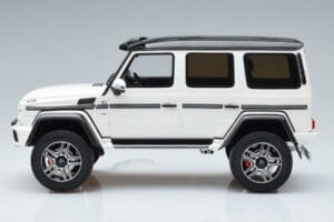 Mercedes G500 4x4 W463 GT Spirit 1:18 GT142 Pryskyřice – obrázek 3 z 6