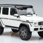 Mercedes G500 4x4 W463 GT Spirit 1:18 GT142 Pryskyřice - image 4 of 6