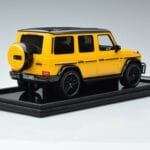 Mercedes AMG G63 W463 Žlutý MotorHelix 1:18 MH018 Y Pryskyřice - image 2 of 7