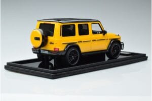 Mercedes AMG G63 W463 Žlutý MotorHelix 1:18 MH018-Y Pryskyřice – obrázek 2 z 7