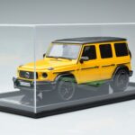 Mercedes AMG G63 W463 Žlutý MotorHelix 1:18 MH018 Y Pryskyřice - image 6 of 7