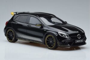 Mercedes AMG GLA45 X156 Žlutý Night Edition GT Spirit 1:18 B66960469 Pryskyřice – obrázek 4 z 6
