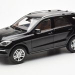 Mercedes M-Class W166 Obsidian Černý Metalíza Minichamps 1:18 B66960063