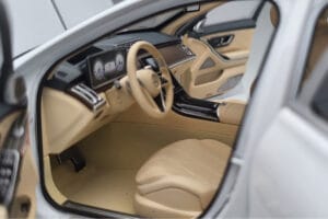 Mercedes Maybach S600 W222 V12 Biturbo Diamond Bílý Almost Real 1:18 820116 Kov – obrázek 8 z 11