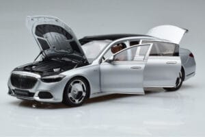Mercedes Maybach S600 W222 V12 Biturbo Hightech Stříbrný Almost Real 1:18 820118 Kov – obrázek 2 z 12