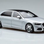 Mercedes Maybach S600 W222 V12 Biturbo Hightech Stříbrný Almost Real 1:18 - image 6 of 12