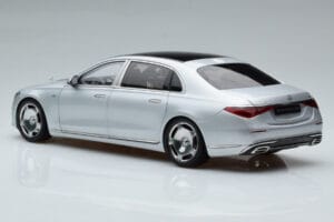 Mercedes Maybach S600 W222 V12 Biturbo Hightech Stříbrný Almost Real 1:18 820118 Kov – obrázek 7 z 12