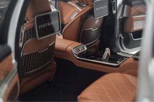 Mercedes Maybach S600 W222 V12 Biturbo Hightech Stříbrný Almost Real 1:18 820118 Kov – obrázek 9 z 12