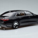 Mercedes Maybach S600 W222 V12 Biturbo Obsidian Černý Almost Real 1:18 - image 3 of 11