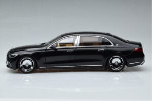 Mercedes Maybach S600 W222 V12 Biturbo Obsidian Černý Almost Real 1:18 820115 Kov – obrázek 5 z 11