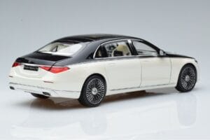 Mercedes Maybach S680 X223 Bílý Norev 1:18 B66961424 Kov – obrázek 3 z 7