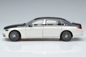 Mercedes Maybach S680 X223 Bílý Norev 1:18 B66961424 Kov – obrázek 4 z 7