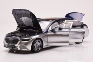 Mercedes Maybach S680 W223 Nautical Modrý Cirrus Stříbrný Almost Real 1:18 820125 Kov – obrázek 2 z 8
