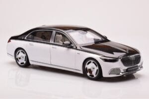 Mercedes Maybach S680 W223 Obsidian Černý Diamond Bílý Almost Real 1:18 820121 Kov – obrázek 5 z 7