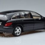 Mercedes R-Class W251 Obsidian Černý Minichamps 1:18 B66962325 Kov - image 3 of 7