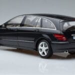 Mercedes R-Class W251 Obsidian Černý Minichamps 1:18 B66962325 Kov - image 6 of 7