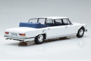 Mercedes 600 Pullman W100 Landaulet Bílý KK-Scale 1:18 KKDC181184 Kov – obrázek 2 z 6