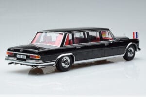 Mercedes 600 Pullman W100 W. Brandt G. Pompidou KK-Scale 1:18 KKDC181134 Kov – obrázek 2 z 6