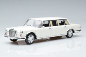 Mercedes S-Class 600 W100 LWB Pullman Bílý MCG 1:18 MCG18188 Kov