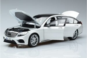 Mercedes S-Class W222 AMG Line Norev 1:18 183792 Kov – obrázek 2 z 7