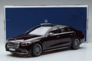 Mercedes S-Class W223 AMG Line Červený Norev 1:18 183804 Kov – obrázek 8 z 8