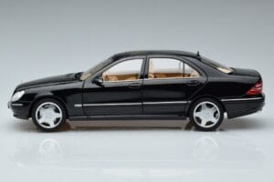 Mercedes S-Class W220 S55 AMG Limitovaná Edice Norev 1:18 183812 Kov – obrázek 4 z 7