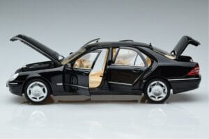 Mercedes S-Class W220 S600 Limitovaná Edice Norev 1:18 183811 Kov – obrázek 4 z 8