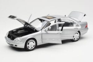Mercedes S600 W220 Stříbrný Metalíza Norev 1:18 183810 Kov – obrázek 2 z 8