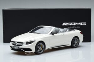 Mercedes AMG S63 A217 Kabriolet Diamond Bílý GT Spirit 1:18 B66965712 Pryskyřice – obrázek 6 z 6