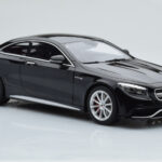 Mercedes AMG S63 C217 Coupe Černý GT Spirit 1:18 - image 4 of 6